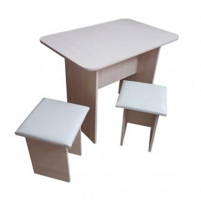 Кухонный стол ЛДСП + 2 табурета в Талице - talica.mebel24.online | фото 1
